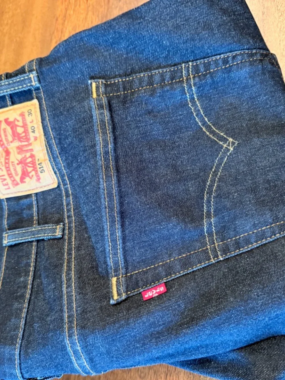 Levis midrise straight